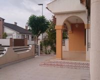 Jälleenmyynti - Semi Detached Villa - Los Alcázares - Town